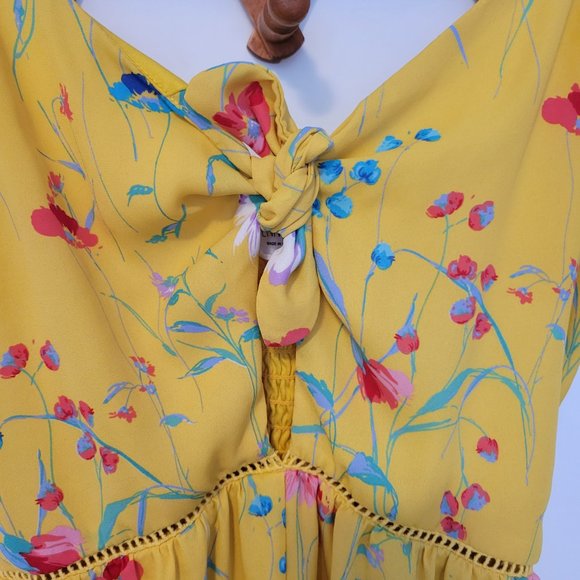 Sienna Sky Floral Romper Size S - Picture 2 of 5